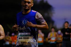BIB: 212, 28040
                            <button type="button" onclick="openModal(8615225)" class="btn btn-primary btn-sm float-right btn-popup" data-toggle="modal" data-target=".modal-high-quality">
                        <i class="fas fa-shopping-cart"></i> Add to Cart
                    </button>
                                            <button type="button" onclick="isThisMe(8615225, true)" class="btn btn-success btn-sm float-right btn-popup btn-isme hidden" data-toggle="tooltip" data-placement="bottom" title="นี่คือรูปของคุณใช่ไหม คลิกที่นี่เพื่อเอาเข้าอัลบั้ม">
                        <i class="fas fa-plus"></i> Add to album
                    </button>
                    <button type="button" onclick="isThisMe(8615225, false)" class="btn btn-warning btn-sm float-right btn-popup btn-isnotme hidden">
                        <i class="fas fa-ban"></i> Remove from album
                    </button>